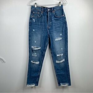 NWT H&M Divided Mom Jean High Rise Ripped Size‎ 6. Ankle Length